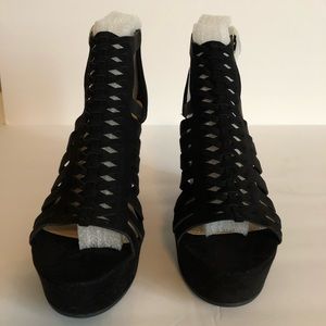 Charlotte Russe Porter Heels New Sz 7